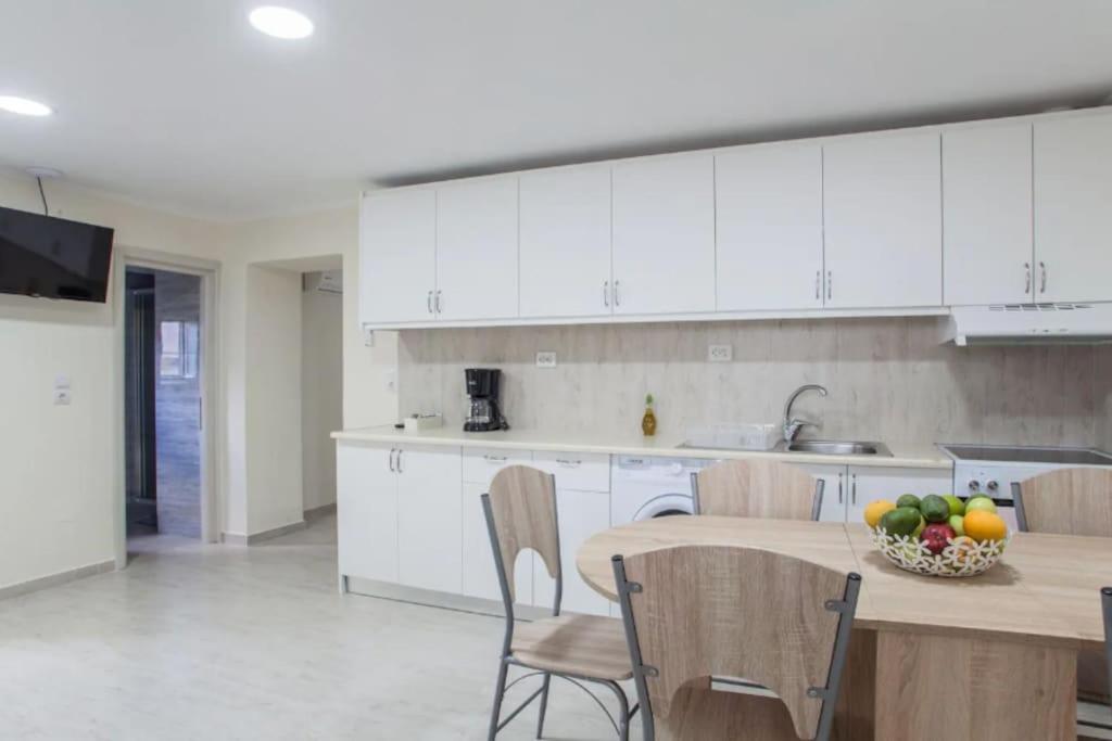 Апартаменти Newly Reconstructed Flat 107Sqm! Chania  Екстер'єр фото