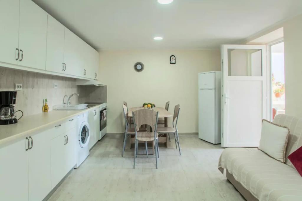 Апартаменти Newly Reconstructed Flat 107Sqm! Chania  Екстер'єр фото